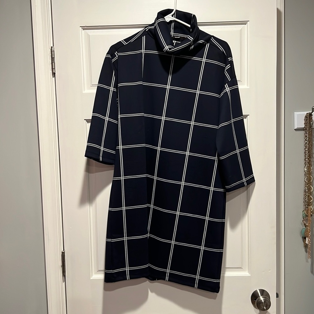 Never been work Loft blue and white dress
